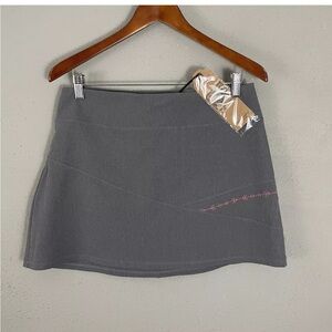 NEW Alp n Rock Esplora Skirt Size M (3) Stretchy Embroidered Quicksilver Gray